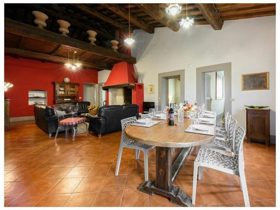 Villa Colombini Comfortable holiday residence Villa in Tuscany