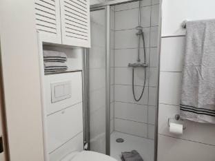 Sound of the sea Modern retreat Vacation rental in Friesland