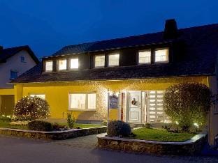 Moselblick Modern retreat Vacation rental in Trier-Saarburg