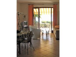 Casa Oliva Comfortable holiday residence Vacation rental in Menaggio
