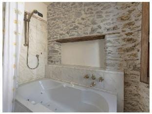 Terrinca Suite Comfortable holiday residence Vacation rental in Emilia-Romagna
