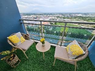 Cozy Modern Rustic Interior with Mt. Arayat View Apartment in Calabarzon