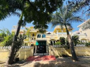 The lasani house homestay,udaipur Vacation rental in Gujarat