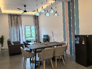 Langkawi Simfoni Cassia Suite 03 9 Pax Apartment in Kedah
