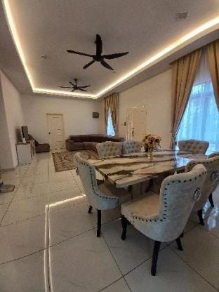 Modern Cottage Homestay Alor Star Villa in Kedah