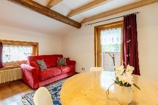 Appartam.vista fiume Viola con sauna finlandese  Apartment in Canton of Grisons