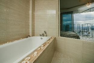 Nha Trang central 1 bedroom  Studio city view Apartment in Nha Trang