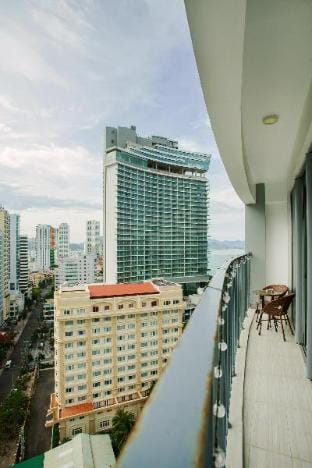 Nha Trang central 1 bedroom  Studio city view Apartment in Nha Trang
