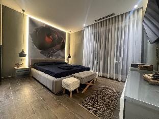 Pine Beach Villa, Gjiri I Lalzit, Lalez Villa in Tirana County, Albania