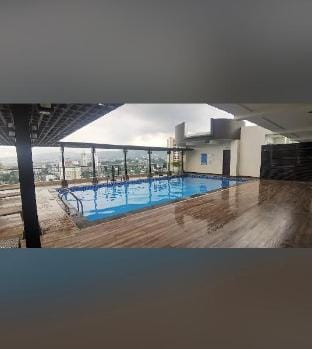 Ayala宿务市区商圈中心，Trillium免费泳池、健身房，入户独立Wi-Fi Apartment in Lapu-Lapu City