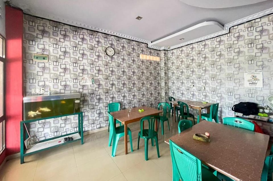 Homestay Rand's Kopi Pandan Syariah Mitra RedDoorz Hotel in Indonesia
