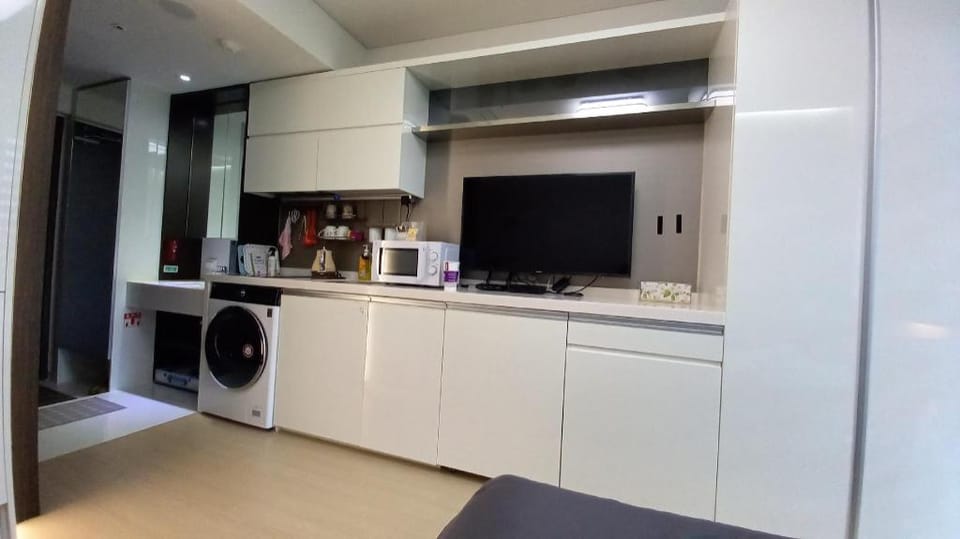 인천공항 운서역 스카이탑 레지던스 호탤 Hotel in Gyeonggi-do