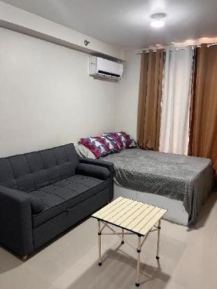 A studio unit condo with balcony Vacation rental in Lapu-Lapu City