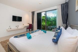 Studio Apartment - Emerald Terrace Patong Apartment in Patong