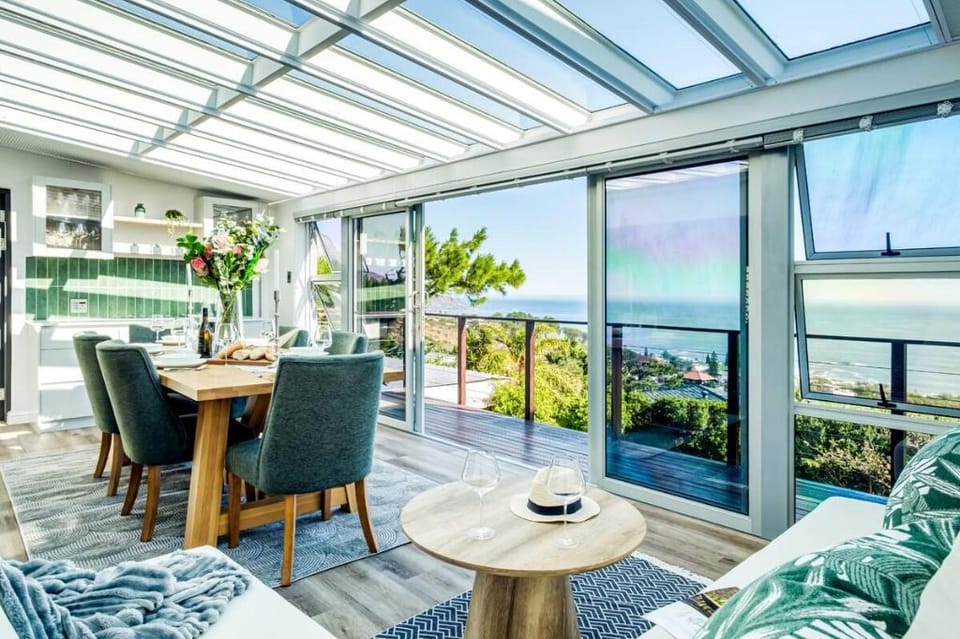 High-End Splendor at Horak Penthouse Apartment in Camps Bay