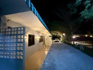 House Garden Supatra Apartment in Chon Buri Changwat