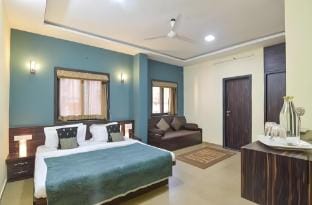 La emerald by staycare Villa in Maharashtra