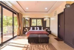La emerald by staycare Villa in Maharashtra