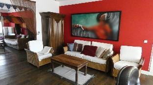 Residence in historic villa Villa in Hesse