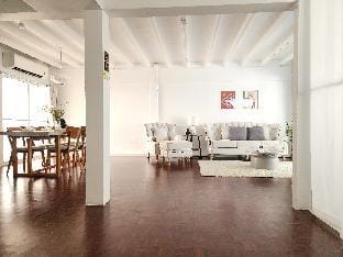 White house: Private House in Sukhumvit, 3 Bedroom Vacation rental in Bangkok