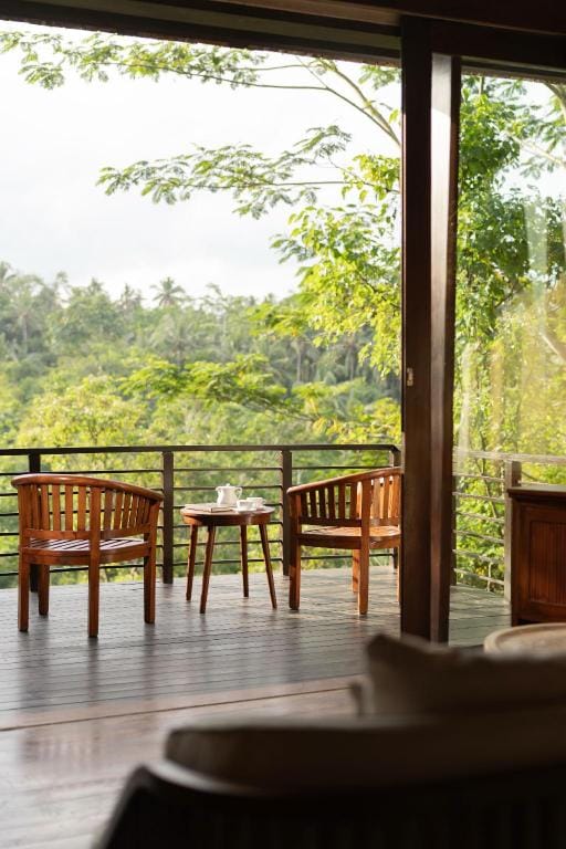 Villa Leona Ubud Hotel in Tampaksiring