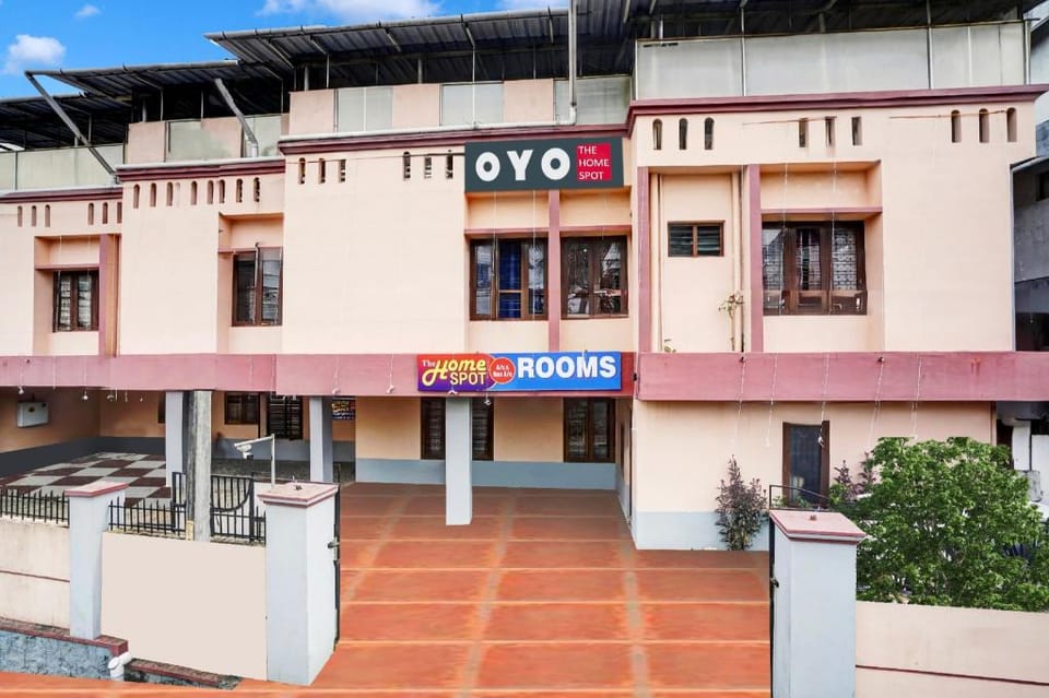 Hotel O THE HOME SPOT Hotel in Thiruvananthapuram