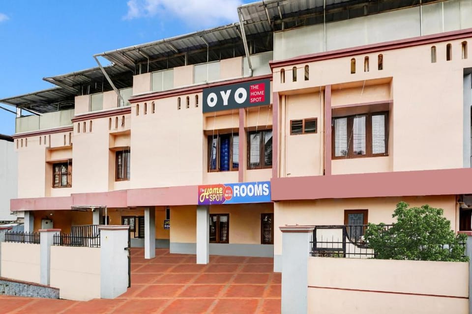 Hotel O THE HOME SPOT Hotel in Thiruvananthapuram