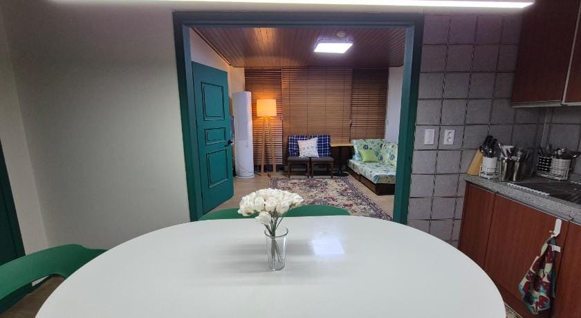 Cozy stay Busan seomyeon Bed and Breakfast in Busan
