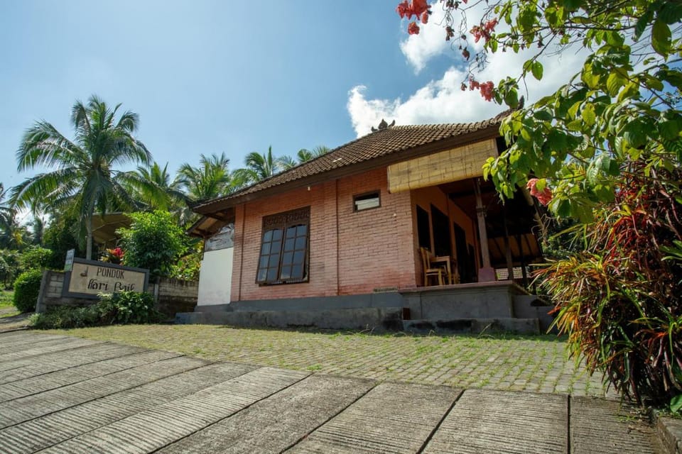 Pondok Hari Baik Hotel in West Selemadeg
