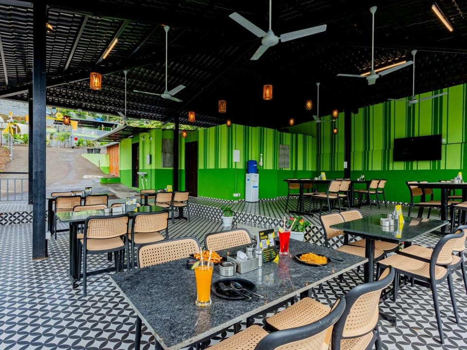 The Hosteller Panshet Hostel in Maharashtra