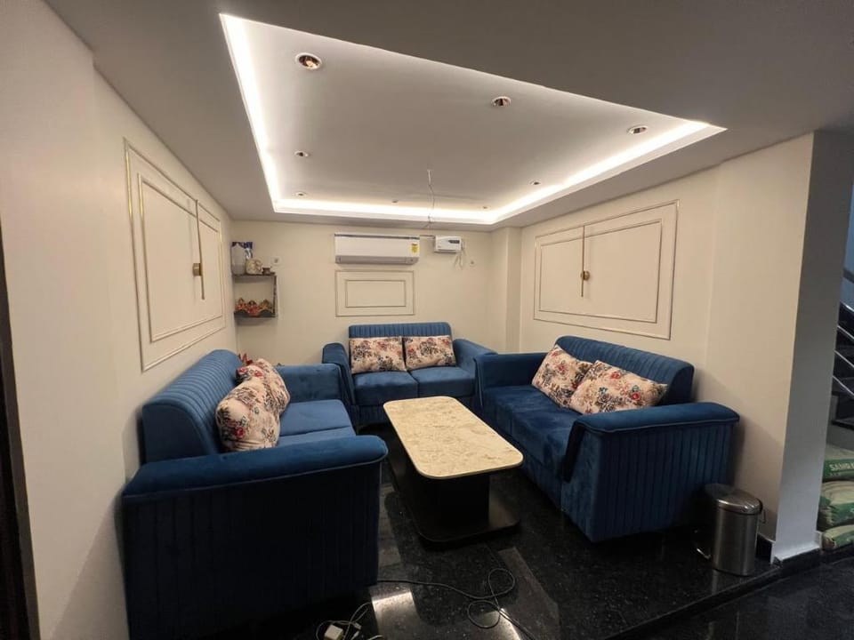 Mahant Ji Residency Bed and Breakfast in Varanasi