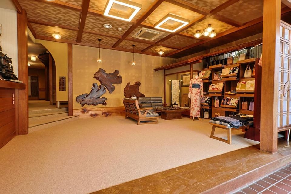 Ryokan Yanagiso Hotel in Hyogo Prefecture