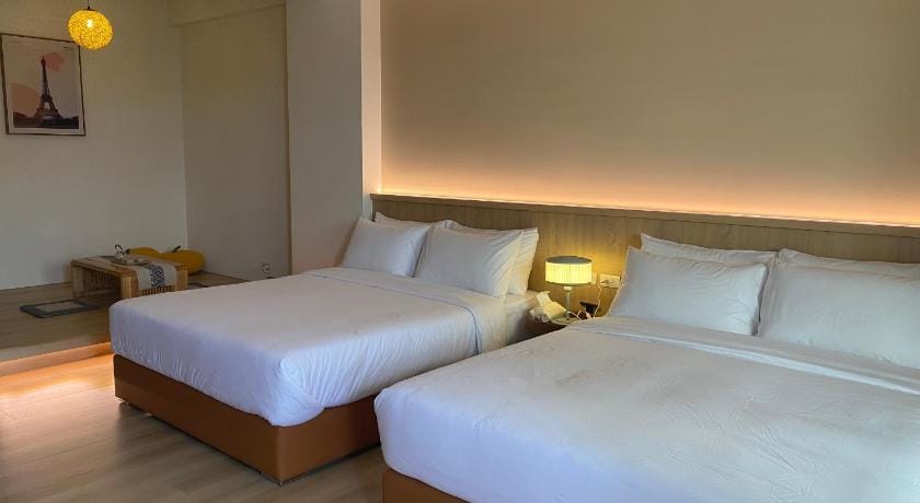 Orange Homestay Bed and Breakfast in Kaohsiung