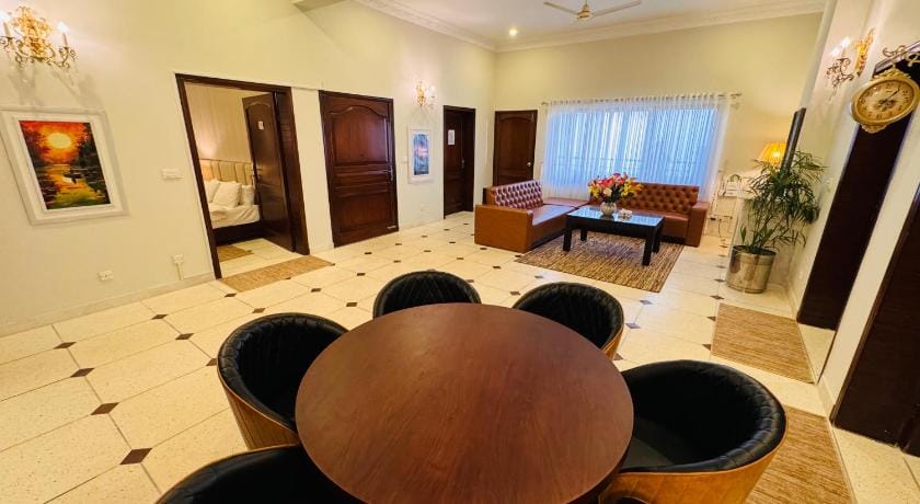 Country Homes Murree Hotel in Punjab