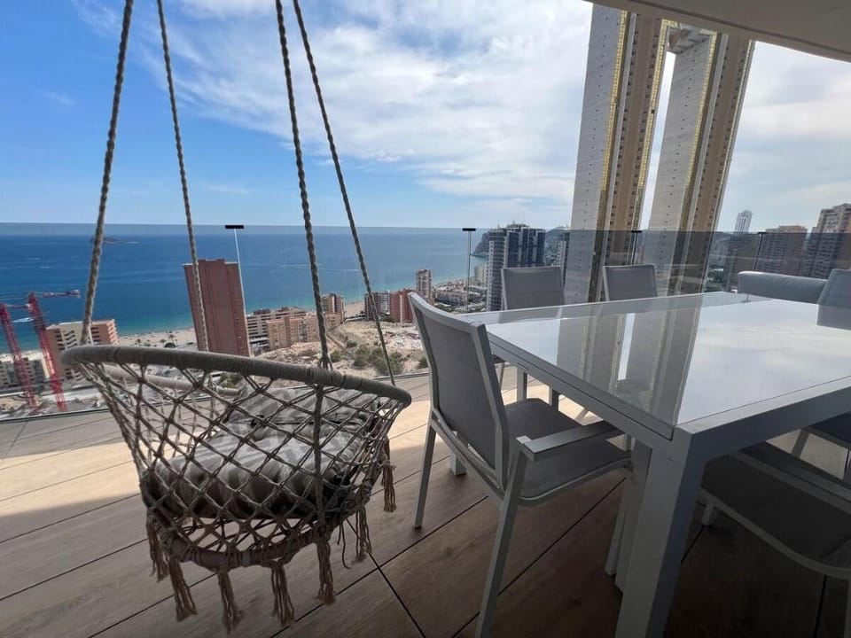 Stylish apartment by Leo Hotel in Benidorm