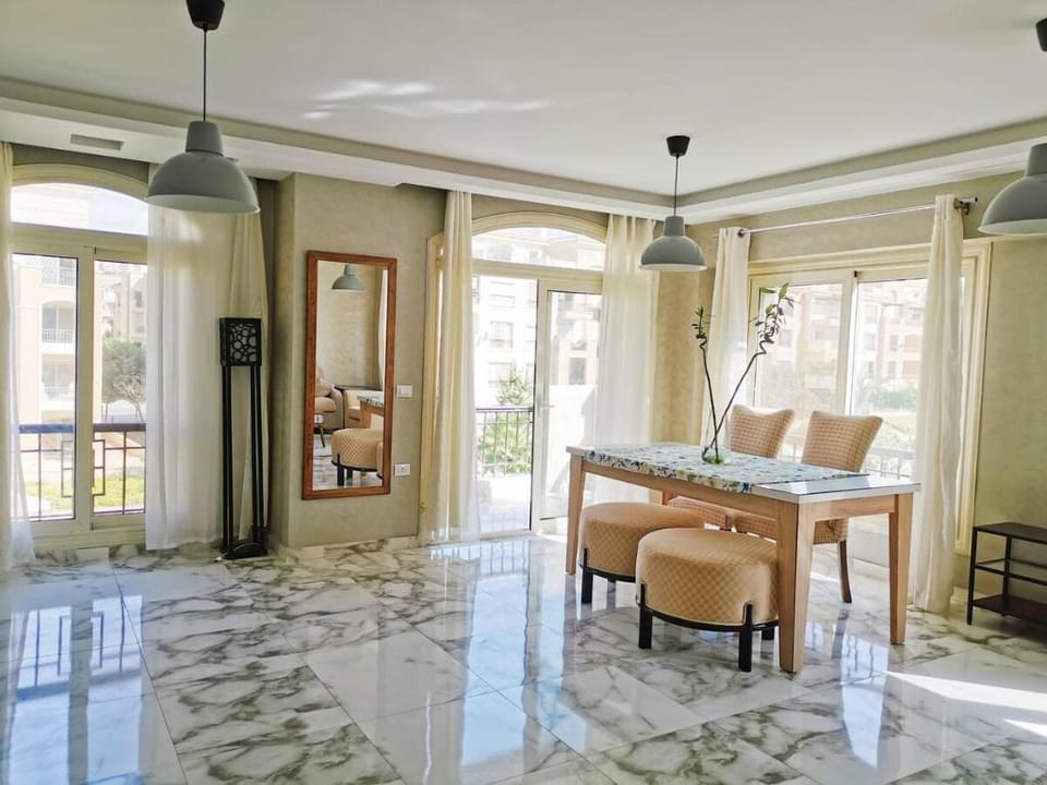Luxury flat with pool access in New cairo Apartment in New Cairo City