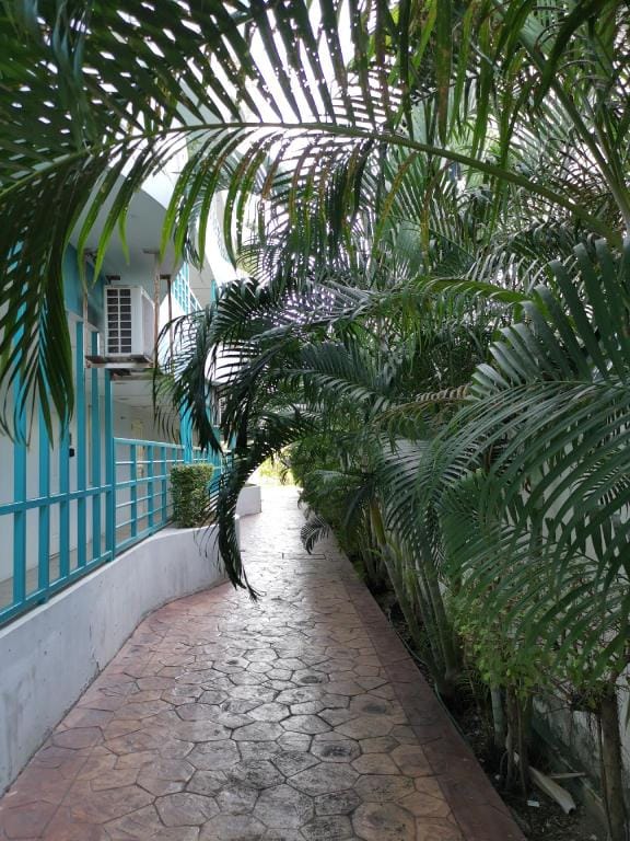 The Beach Bangsaen Seaview Room 62 - Free Netflix Vacation rental in Chon Buri Changwat