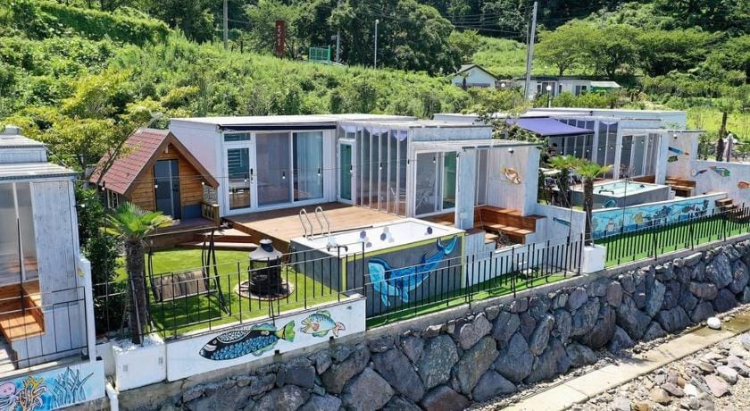 Tongyeong Love the Blue Bed and Breakfast in South Korea