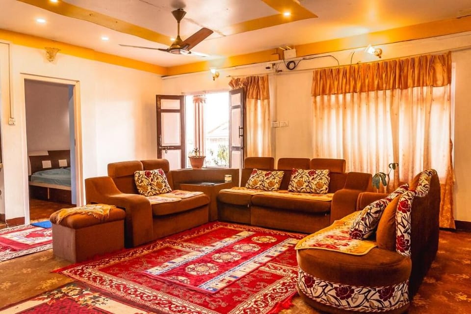 Valley Cafe and Drinks (Stay) Apartment in Kathmandu