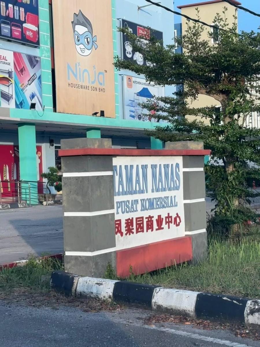 Trace Cozy Place Hotel in Perak Tengah District