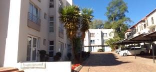 A Sandton Central Haven Apartment in Sandton