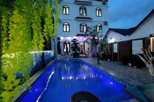 Tam Coc Mountain Flower Homestay Vacation rental in Laos