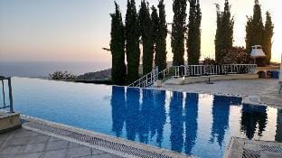 Matteo Villa Limassol Cyprus Villa in Pissouri