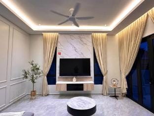 Ipoh Modern Luxury House 4B3B (14 pax)  Vacation rental in Ipoh
