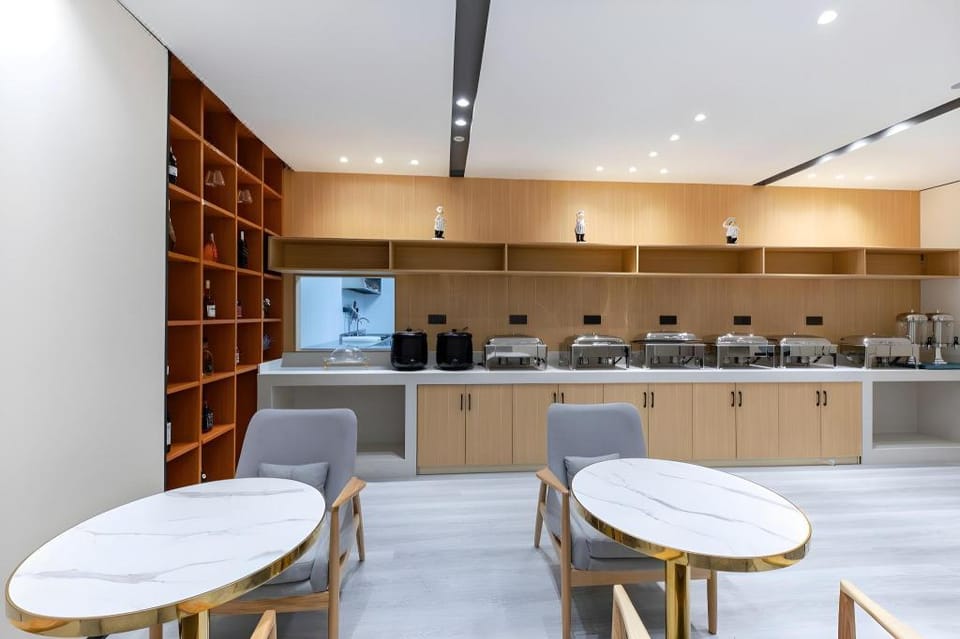 YIMI seleted Hotel (Guangzhou Zhongda Beimen Lijiang Subway Station) Hotel in Guangzhou
