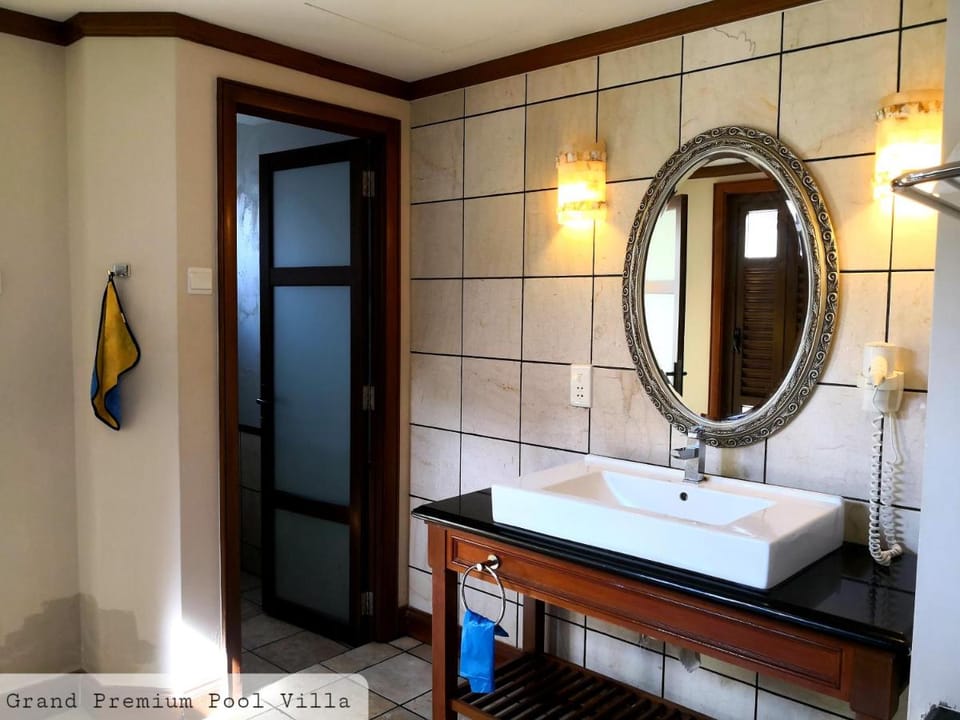 ALPINE GLX PD Port Dickson Apartment in Port Dickson