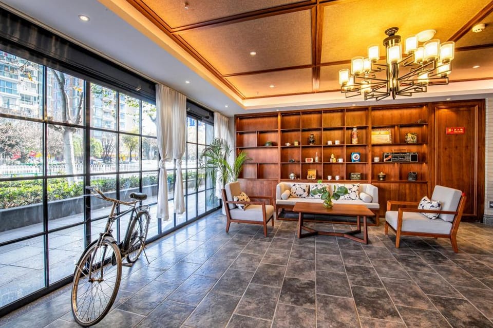 Nostalgia S Hotel - Kunming Old Street Hotel in China