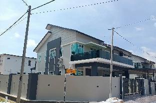 J Garden Village Vacation rental in Johor