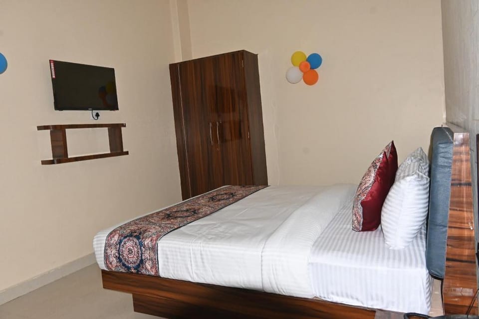 GK Hotel and Restaurant Hotel in Varanasi