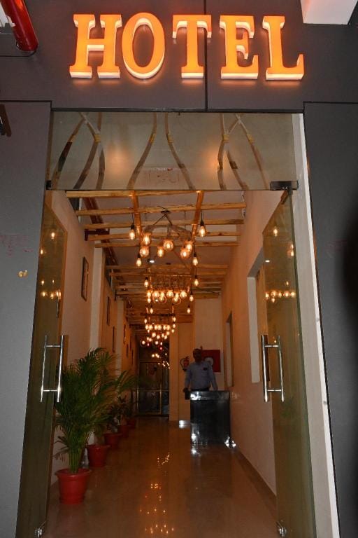 GK Hotel and Restaurant Hotel in Varanasi